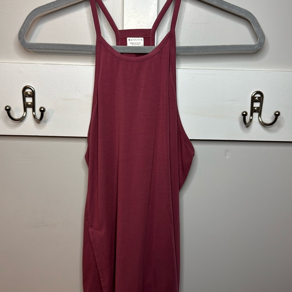 Athleta mauve-color racerback tank